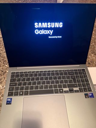 Samsung Galaxy Book5 Pro 16 512GB