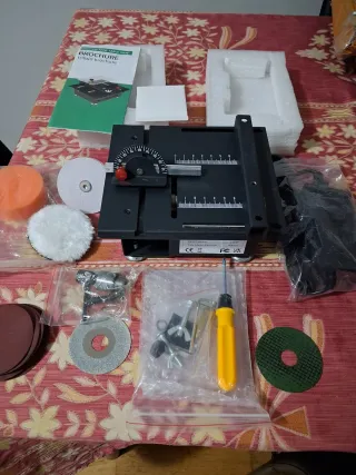 Mini sierra de mesa para manualidades