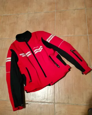 Chaqueta y pantalón de moto mujer