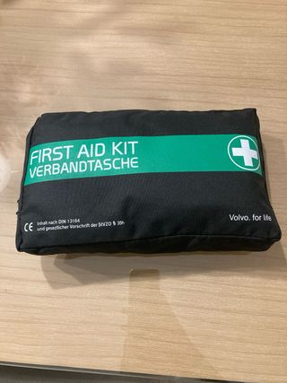 Botiquín de primeros auxilios Volvo