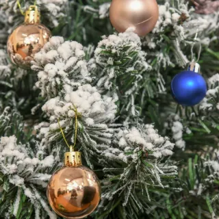 Mini árbol Navidad nevado