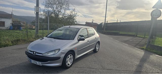 PEUGEOT  206 ITV RECIÉN  PASADA