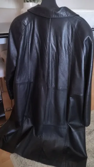 Abrigo Piel Ovino Negro.