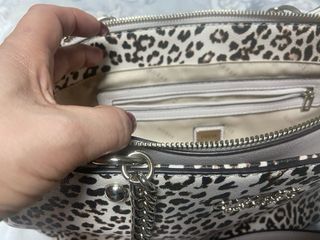 Bolso Guess Animal Print Beige/Negro