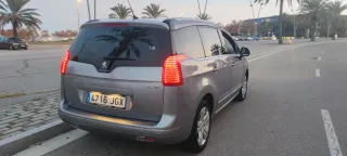 Peugeot 5008 2015