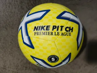 Lote 4 Palloni Calcio Taglia 5 Adidas e Nike