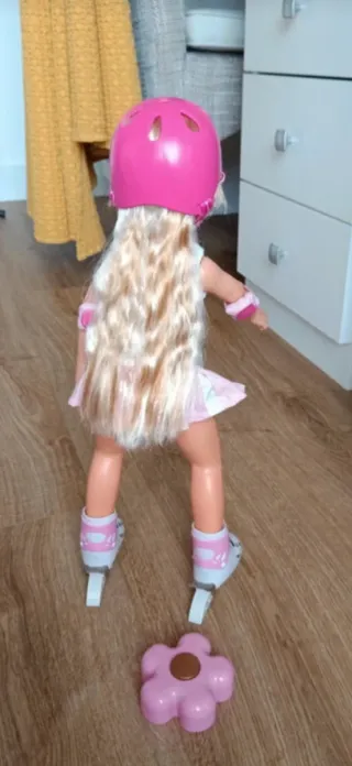 Nancy Patinadora Muñeca