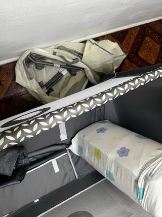 Cuna de viaje con colchón y bolsa