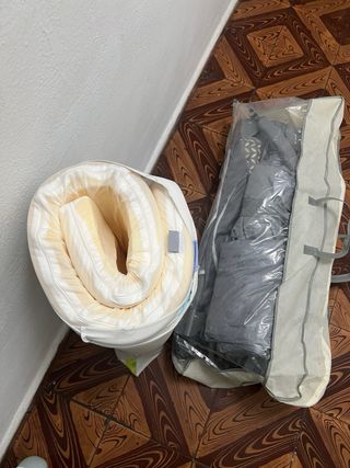 Cuna de viaje con colchón y bolsa