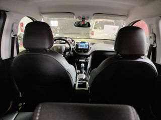 ¡SIN ENTRADA! PEUGEOT 2008