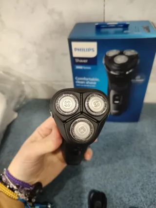 Afeitadora Philips Serie 3000 Negra