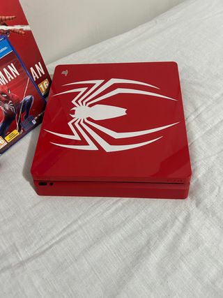 PS4 Slim Spider-Man Edizione Limitata 500GB
