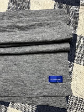 Bufanda gris Comme des Garçons