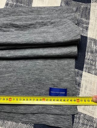 Bufanda gris Comme des Garçons