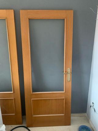 Puertas de madera maciza