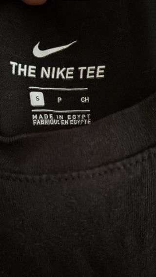 Camiseta Nike Swoosh Talla S