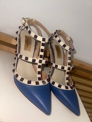Zapatos Valentino T-Strap Tachuelas Azul Blano