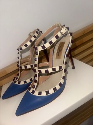 Zapatos Valentino T-Strap Tachuelas Azul Blano