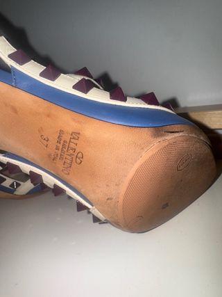 Zapatos Valentino T-Strap Tachuelas Azul Blano