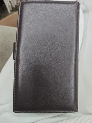 Cartera tarjetero de piel marrón