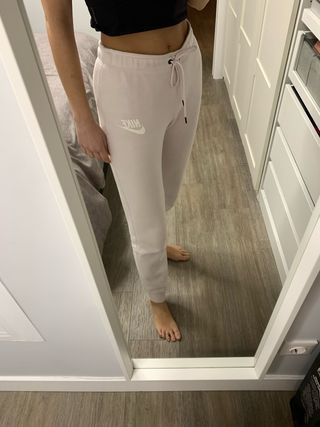Pantalón chándal Nike rosa