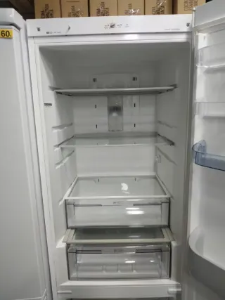 Nevera Edesa, 1.85x60cm