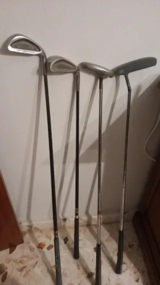 4 Palos de Golf Antiguos