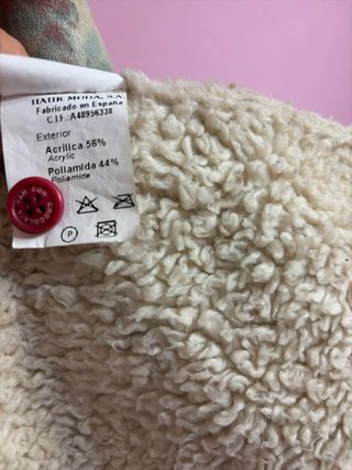 Abrigo floral con pelo