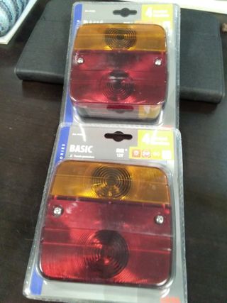 Pilotos Traseros Remolque 12V c/luz matricula