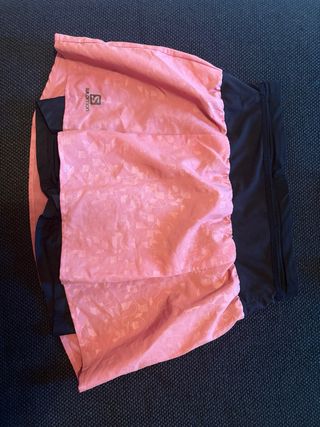 Falda-pantalón Salomon rosa y negra
