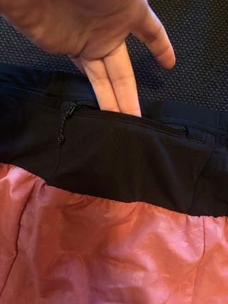 Falda-pantalón Salomon rosa y negra