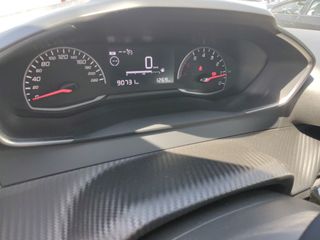 Peugeot 2008 Active BlueHDI 81kW (110CV)