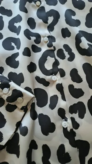 Blusa Estampada Leopardo Talla M