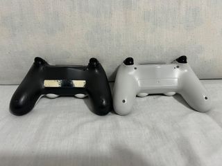 Set 2 Controller PS4 Bianco + Retro Nero