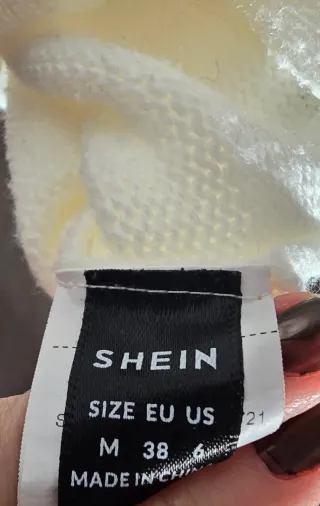 Conjunto punto jersey y falda blanco