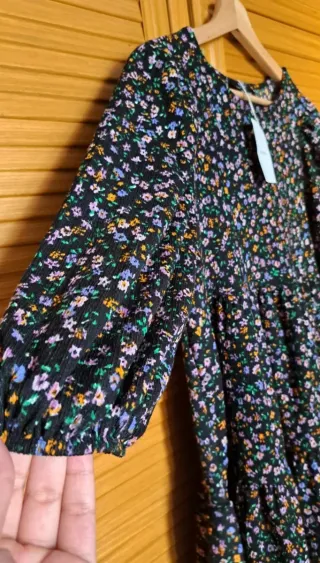 REBAJADO! Vestido corto Bershka estampado floral