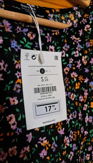 REBAJADO! Vestido corto Bershka estampado floral