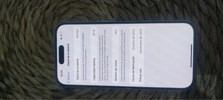 iPhone 15 azzurro chiaro