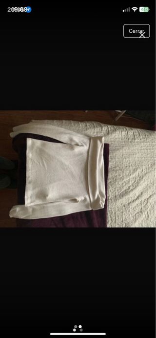 Blusa Stradivarius blanca escote Bardot