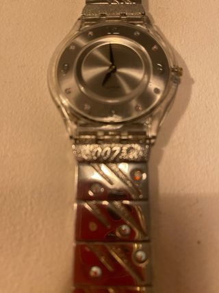 Reloj Swatch James Bond 007