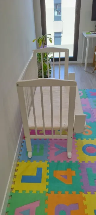 Minicuna de colecho blanca