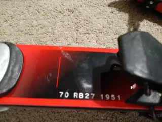 Lote Nieve Infantil: Esquís, Botas y Casco