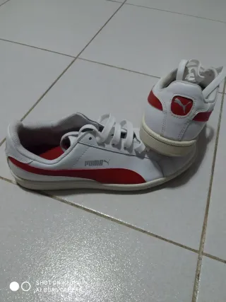Zapatillas Puma Blancas y Rojas Talla 41