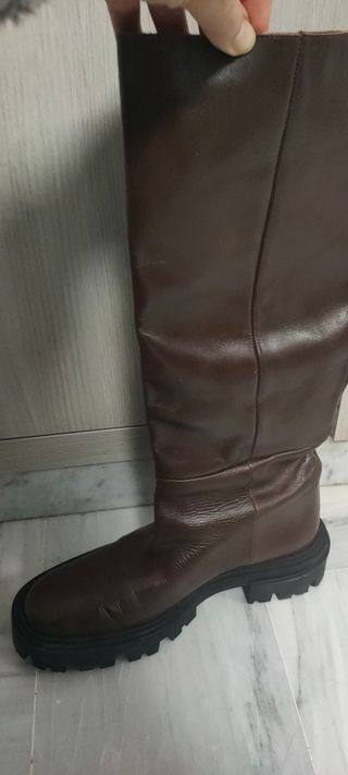 Botas altas piel marrón T.39 seminuevas