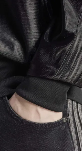 Chaqueta Adidas Firebird Metallic Negra metalico