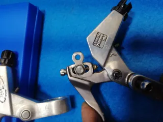 Manetas Freno Avid AD-2.6 peso 90 gramos