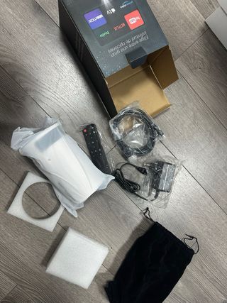 Proyector  Mediqluxe 4K Full HD WiFi 6#565547