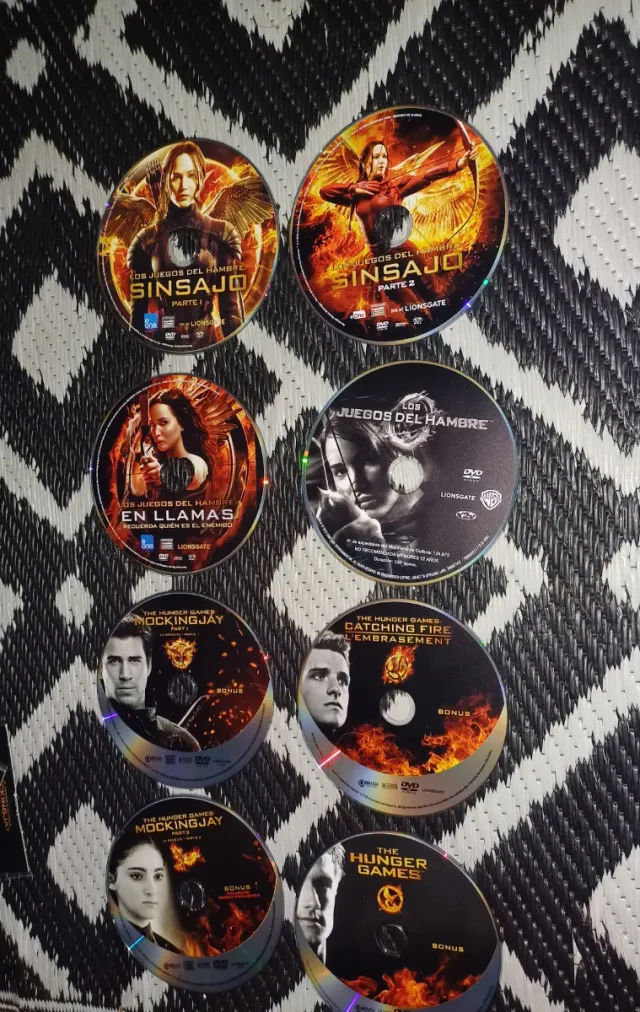 COFRE BOX COLECCIONISTA SAGA LOS JUEGOS DEL HAMBRE