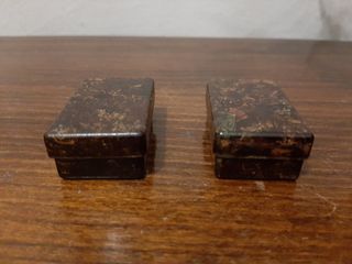 CAJITAS ANTIGUAS DE BAQUELITA Y TELA PRENSADA