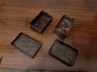CAJITAS ANTIGUAS DE BAQUELITA Y TELA PRENSADA